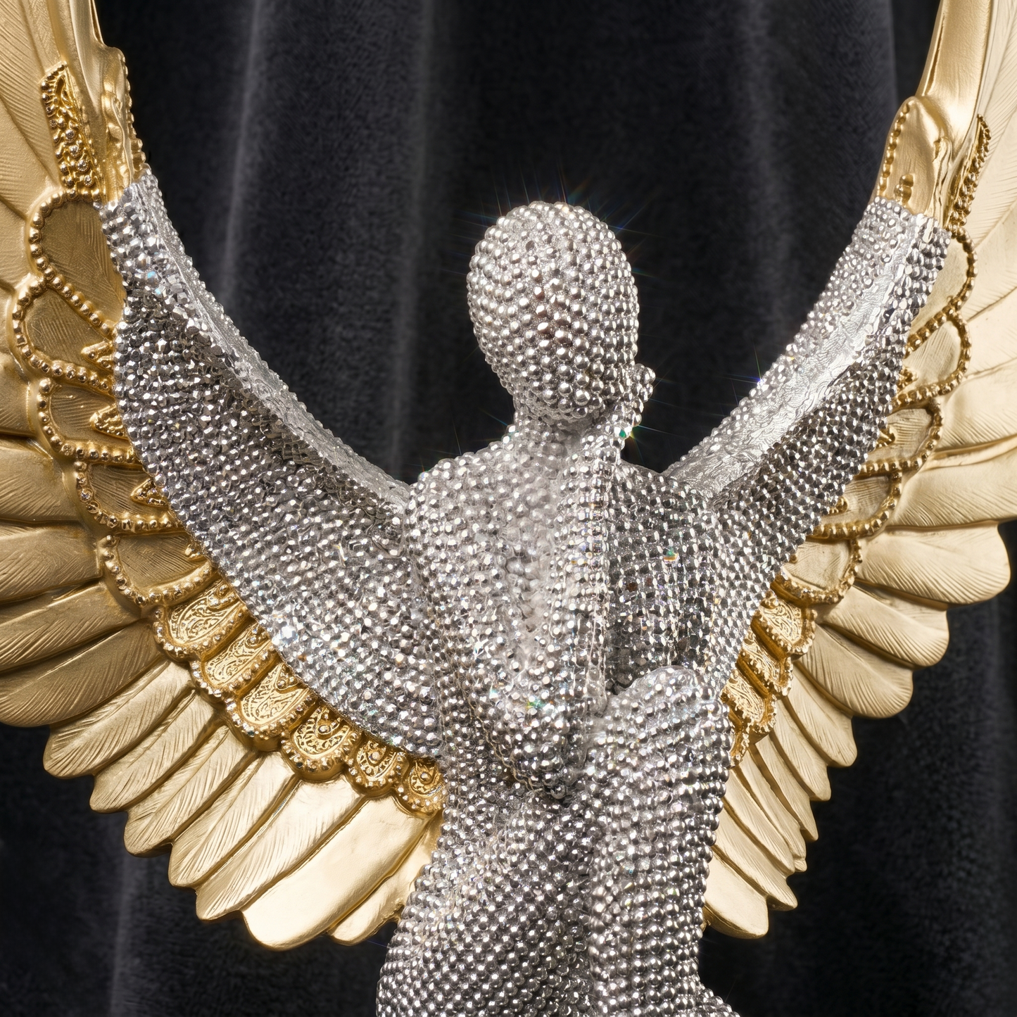 Aurelia Wings – Tabletop Statement for an Instantly Premium Setup