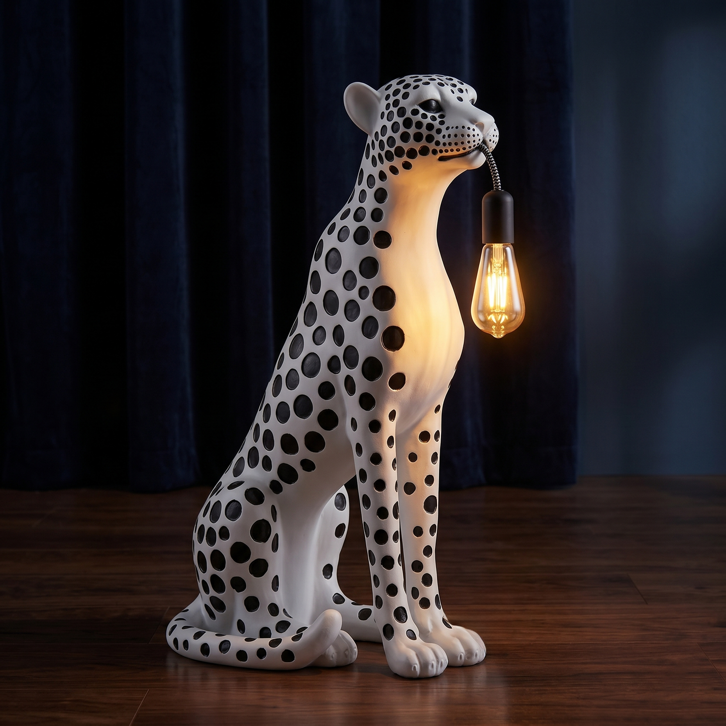 Midnight Cheetah Lamp – Warm Ambient Light That Turns Any Corner Into a Designer Space